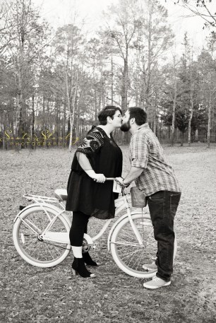 Sasha Stanley Photography : Engagement Photo Session : Couple Photographer : Atlanta, TX : Cass County Texas